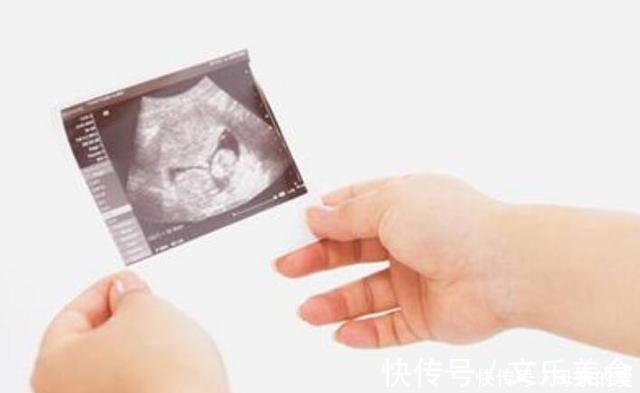 孕妇|胎儿在妈妈肚子里频繁踹肚皮,是不舒服还是生气了?看完就放心了