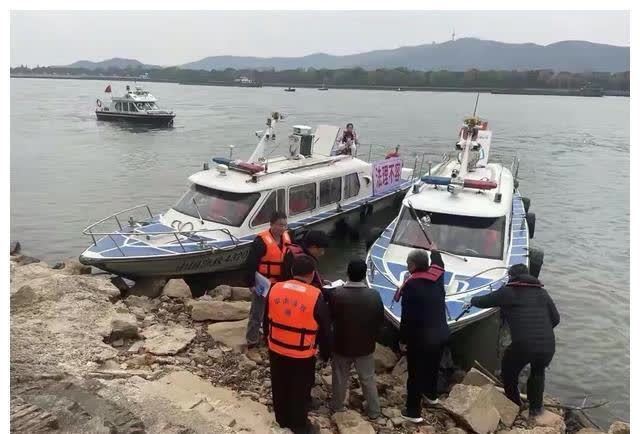 从此告别双钩钓鱼?史上最严“禁渔令”即将来临,钓鱼何去何从?