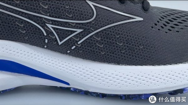 优速 大体重别乱买跑鞋!“缓震”和“支撑”,到底应该怎么选?