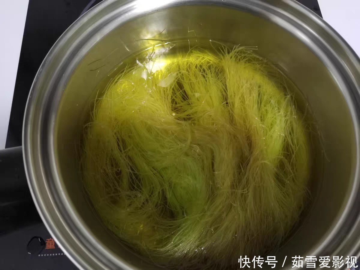 垃圾|7成人把它当垃圾扔,却是“低脂菜”,用蒜拌一拌,体重降为2位数