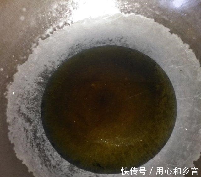 凉拌木耳腐竹,做法简单又开胃