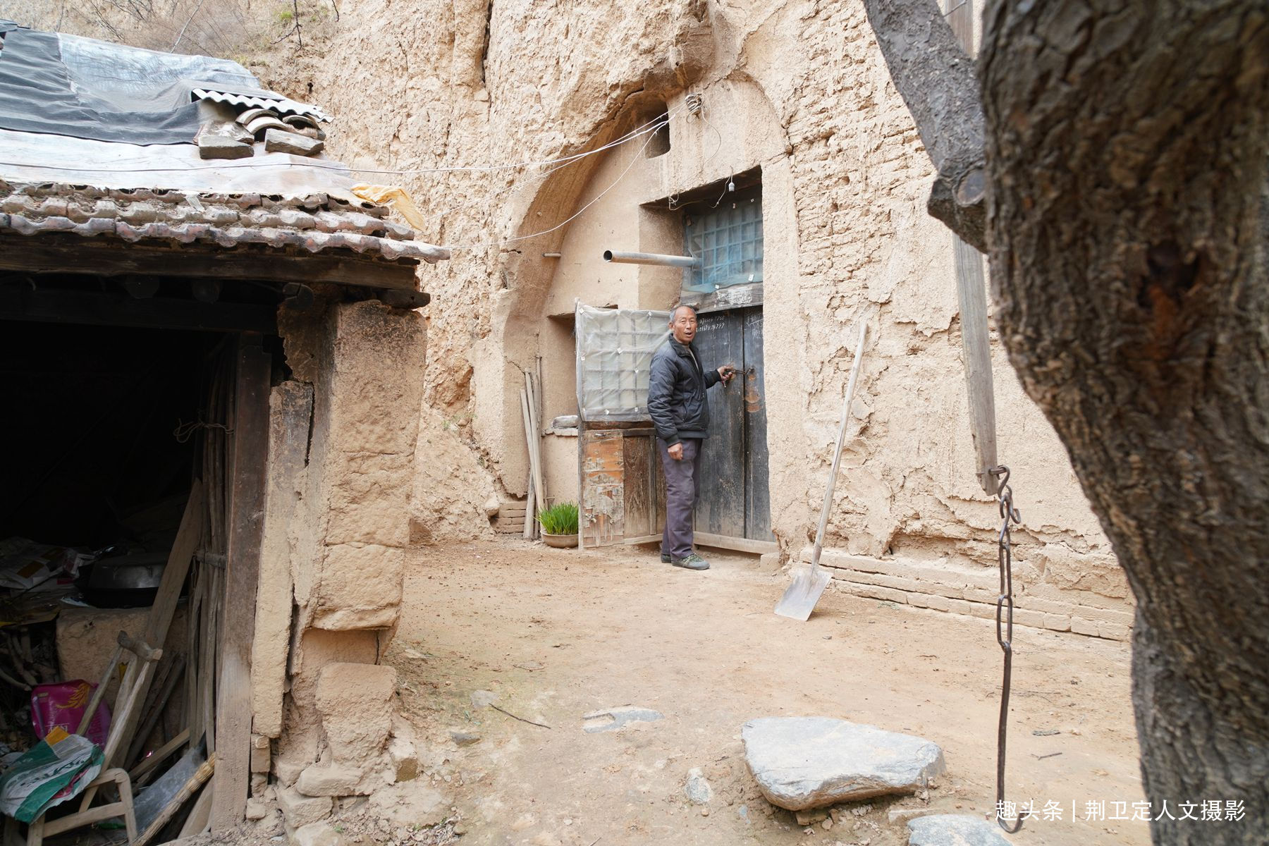 照壁$300年举人老宅藏有密室暗道,农民大叔不曾使用,落下后悔事