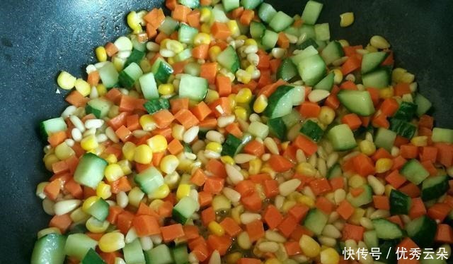  快过年了，大鱼大肉不再抢手了，做了这个菜，家人都抢着吃