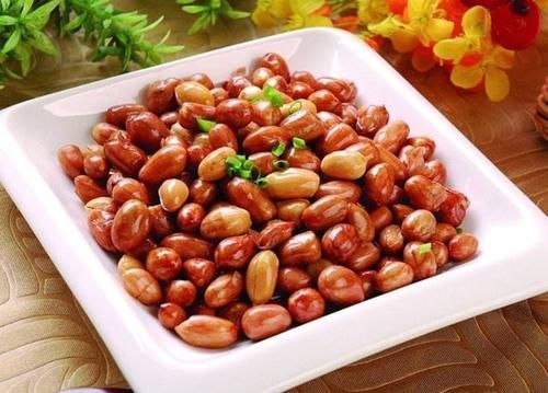 花生|花生会让骨骼成“蜂窝”?骨科医生:避免骨流失,日常少吃这3物