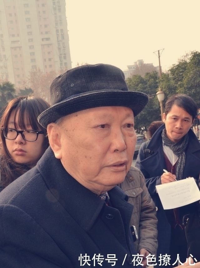 尉天池|第一个书法教授尉天池,书法强悍霸道,似乎有点“用力过猛”