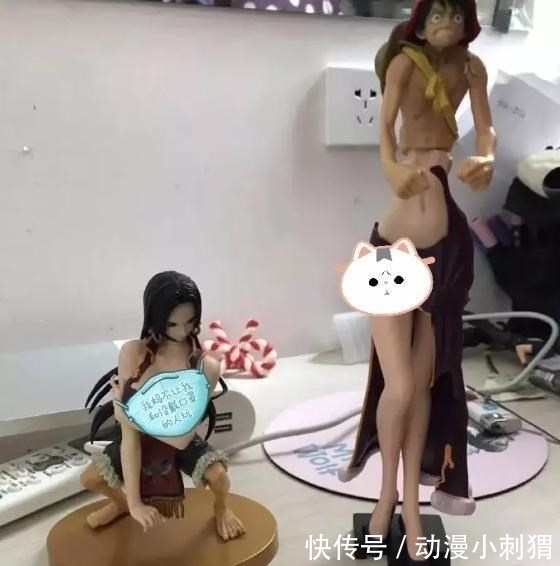 反差萌|阿宅手办被母亲弄坏,粘好后的样子,让人笑到腹肌疼