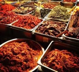 人际交往|62岁阿姨每天坚持2件事，失眠慢慢好，精神饱满，神经科主任点赞