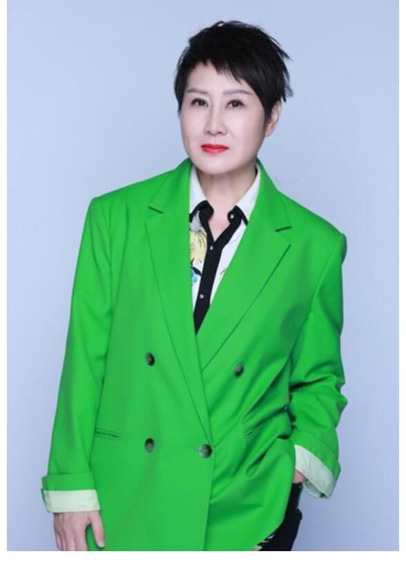 深藏不露！世界冠军叶乔波一声“队长”唤起凯丽曾经的运动员回忆