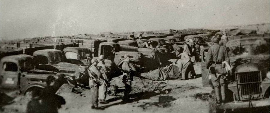  赛车|聂凤智与陶勇“赛车”，一个开进田里，一个撞树，所幸无大碍