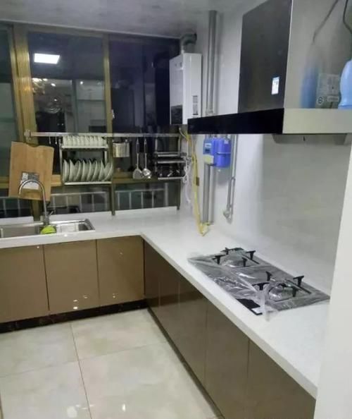 背景墙|新房正在通风中，全屋漂亮极了，儿子天天吵着搬新家，忍不住晒