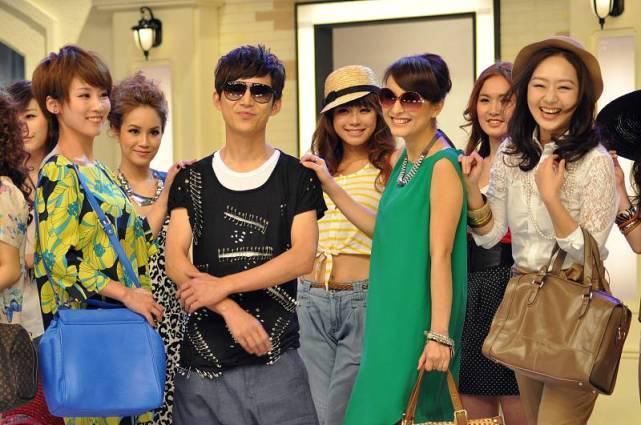 差别|同学聚会,早生孩子与晚生孩子的差别一目了然,全写在脸上