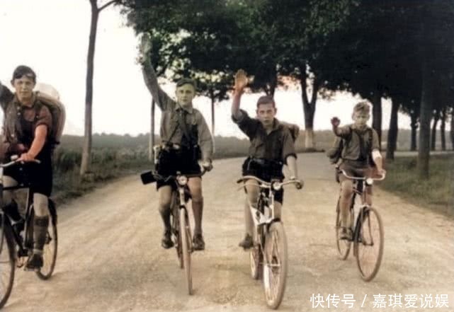 老照片|上色老照片：第三帝国时期狂热的希特勒青年团，时刻准备加入战争