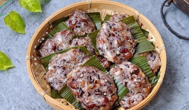 大家都蒸馒头，我却最爱它，不用发酵不揉面，香糯柔软真美味