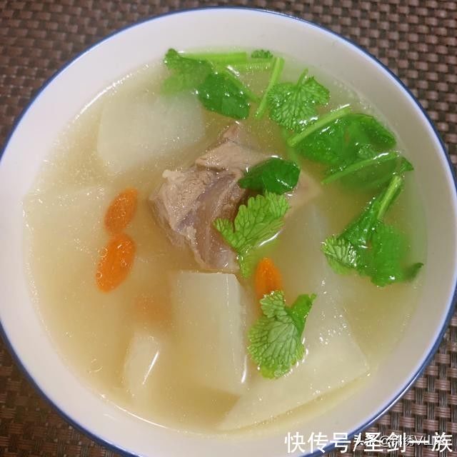 牛肉|如何避免秋燥伤身？这12道菜要多给家人吃对健康有益，能对抗秋燥