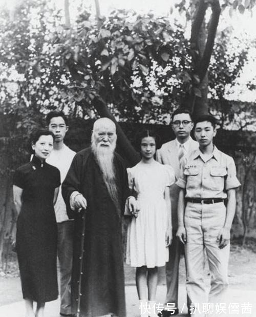 名言@他喝醉题“不可随处小便”,醒来重新排序字的顺序,成了警示名言