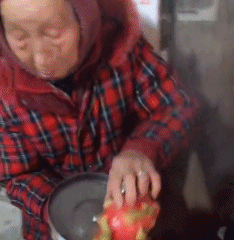 |搞笑GIF:我想知道你昨晚干什么去了,怎么会困成这样?