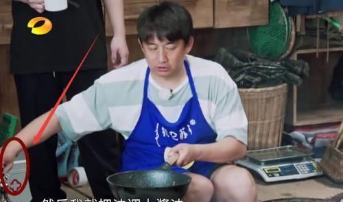 黃磊做面,看清用啥攪拌的,連張子楓都懵了,再有食欲也不敢吃了