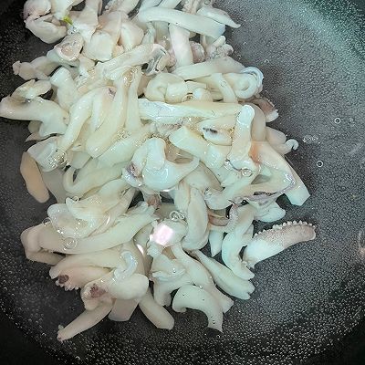 孜然爆炒鱿鱼|香辣孜然爆炒鱿鱼