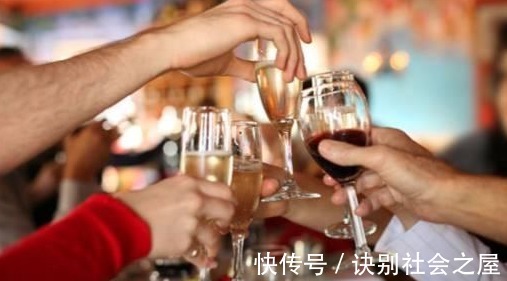 肝喜条达|夏季养肝没那么难，内科专家教你正确护肝，4个“核心”求你熟背