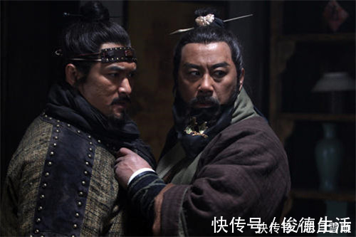 水浒传!水浒中谁才是梁山第一伪君子不是宋江,此人看似忠义实则真小人