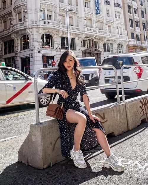 身高158的时尚博主,靠衣品撑起了自信,还能穿出1米7的高妹感