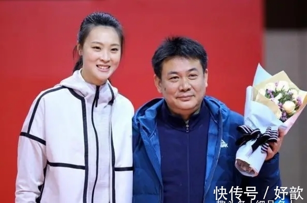 安家杰|中国女排新任主帅蔡斌:欠家庭太多,谈及妻儿有泪水