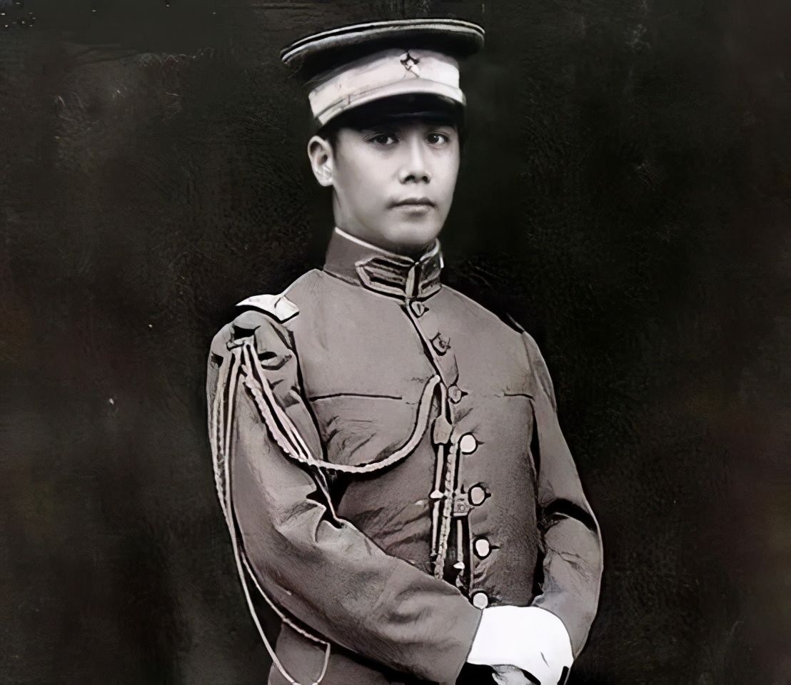 青楼女子|力压张学良张伯驹,他是民国四公子之首,死后上千名青楼女子相送