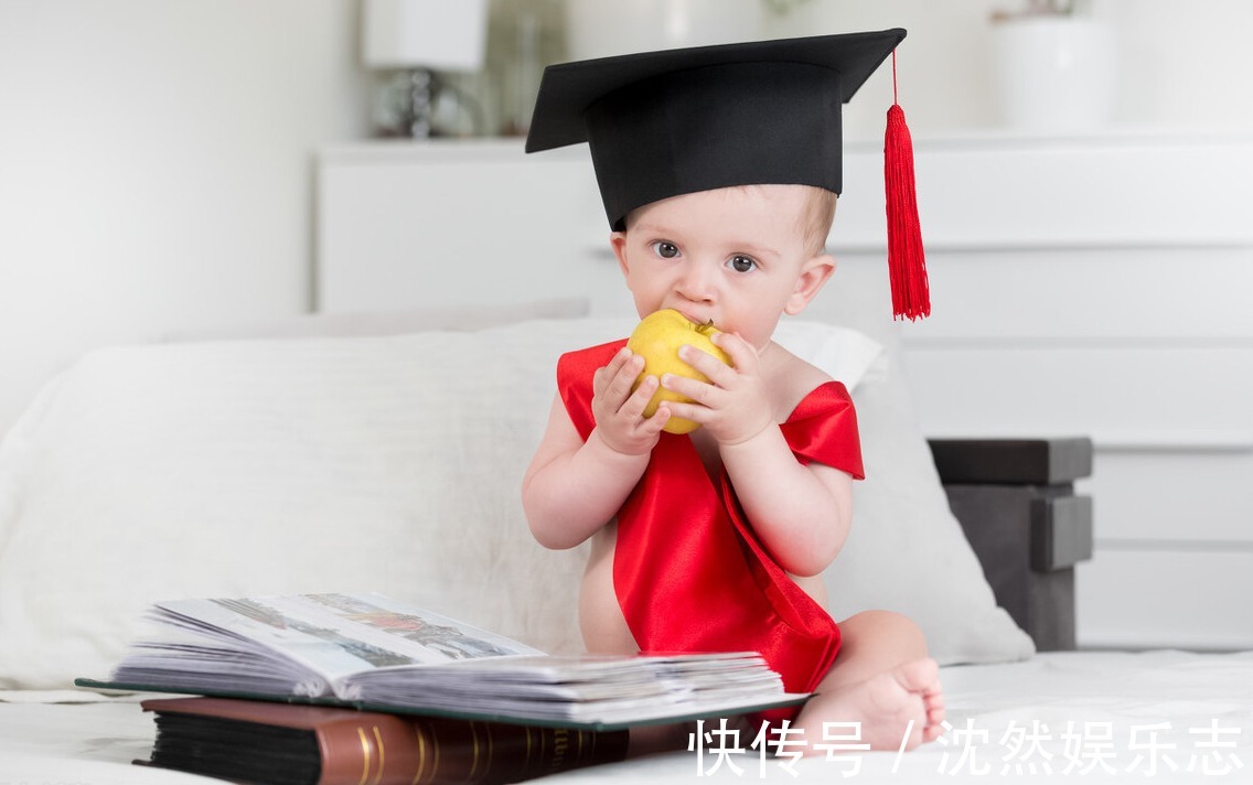 婴儿|宝宝智商高不高,从婴儿时期表现出的6个迹象中,就可以看出来