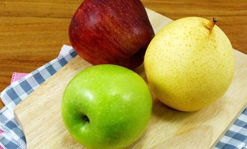 晚上吃蘋(píng)果是慢性自殺？蘋(píng)果什么時(shí)間吃最好？專(zhuān)家?guī)?lái)看法