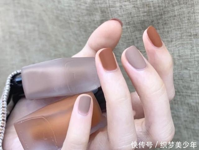 优雅|简约优雅的时尚美甲