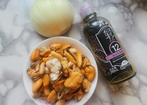 3月海虹正肥美，2块钱一斤，做法简单鲜嫩营养，比肉都好吃，真鲜