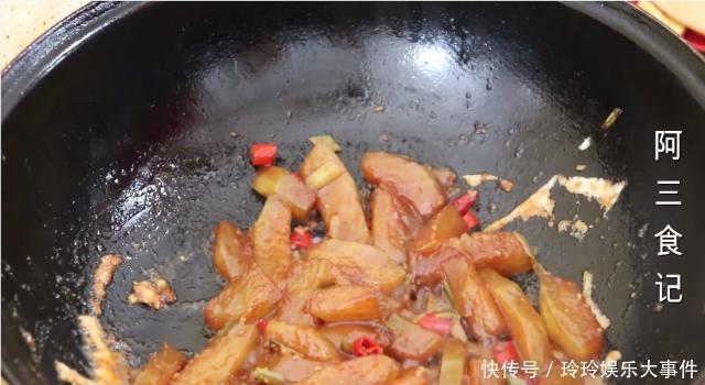 冬瓜|冬瓜这样做太香了,不炒也不炖,我家一周吃8次都不腻,超过瘾
