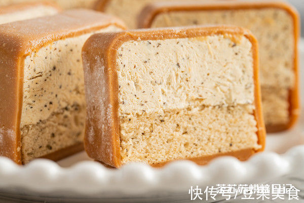 保鲜膜|伯爵奶茶白玉卷你这么做，保证你吃一次想十次