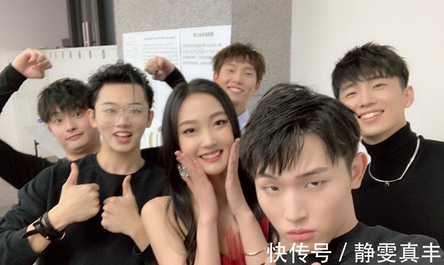 資源|中國好聲音學員資源對比：單依純?nèi)骈_花，有人接商演有人只能曬吃喝