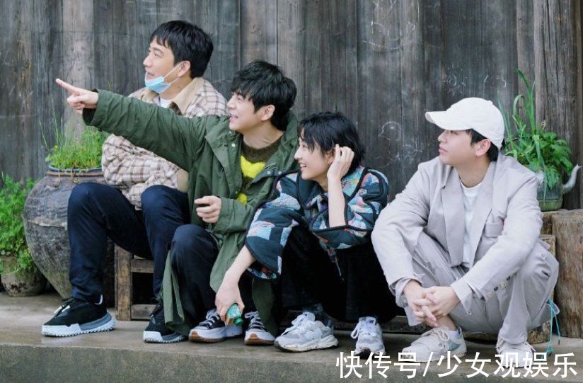 芒果台官宣《向往6》,黄磊梦想将实现,原班人马阵容少了一个人