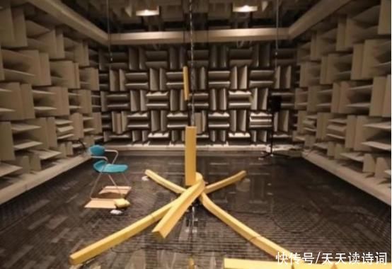 一人|美国“无声密室”:选手待满1小时就奖励1000美金，却无一人成功