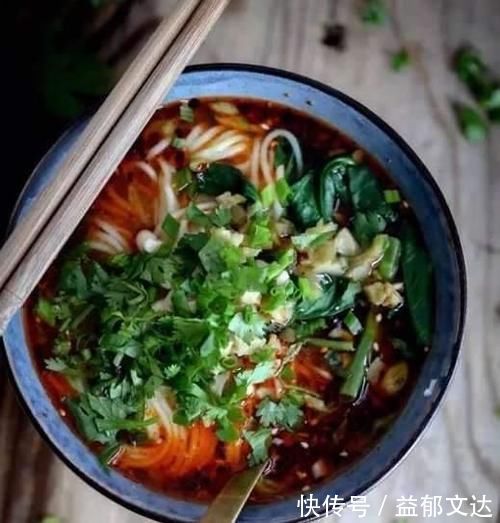 空心菜|老公下班给我做了这样一碗面条,我吃的连汤底都不剩!