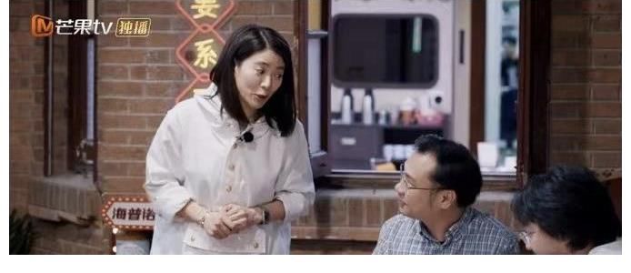 《大湾仔的夜》大嫂一出场，瞬间把“亏钱”综艺变成了赚钱综艺
