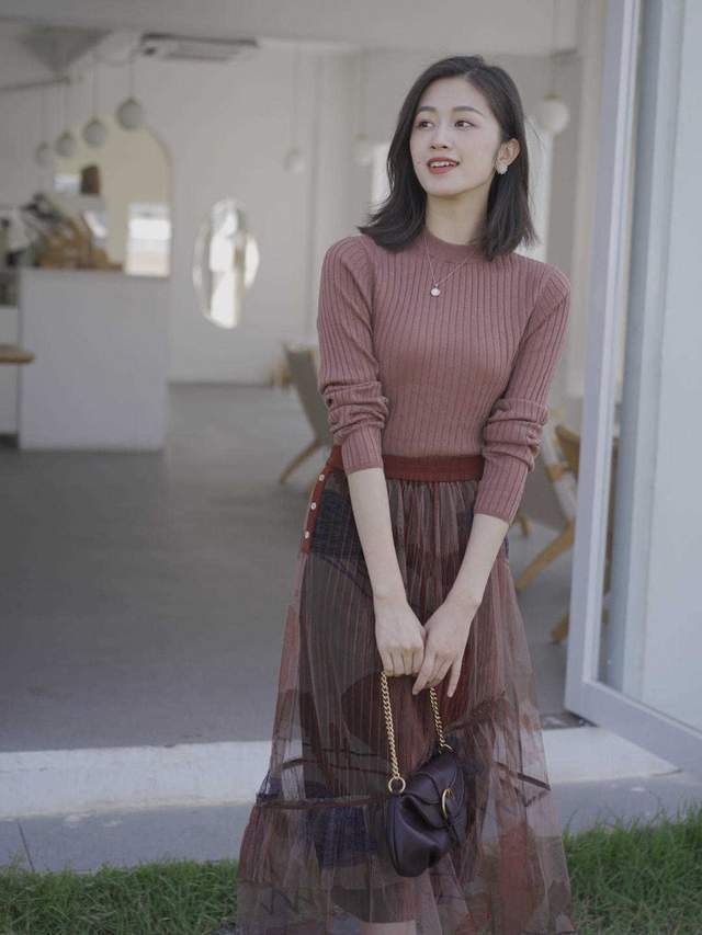 百搭|立秋了,怎么穿实用好看还百搭?衬衫配半身裙超洋气,不学会后悔