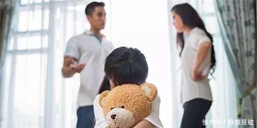 恋母情结|宝妈有话说,5岁男孩“癖好”太特殊,喜欢摸妈妈这个地方,爸爸看不下去