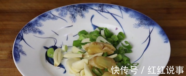 干辣椒|终于找到茄子最好吃的做法,我家一周做5次,比吃肉还解馋,香!
