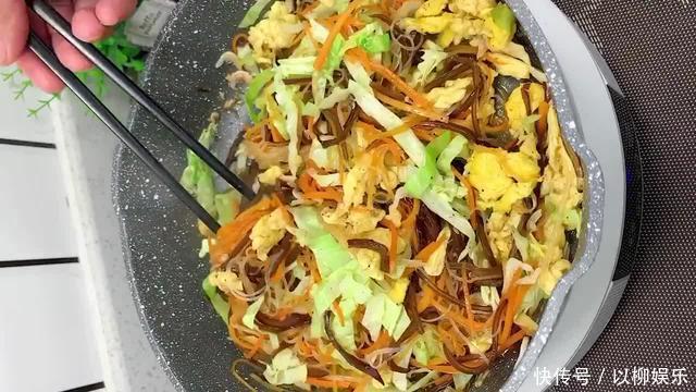 教你做懒人馅饼,不用“水”不“和面”,外酥里香吃了还想吃