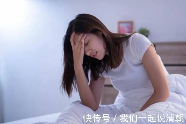 睡眠质量|抑郁症和失眠哪个是因哪个是果？看完这5点你就知道了，它们的关系不简单！