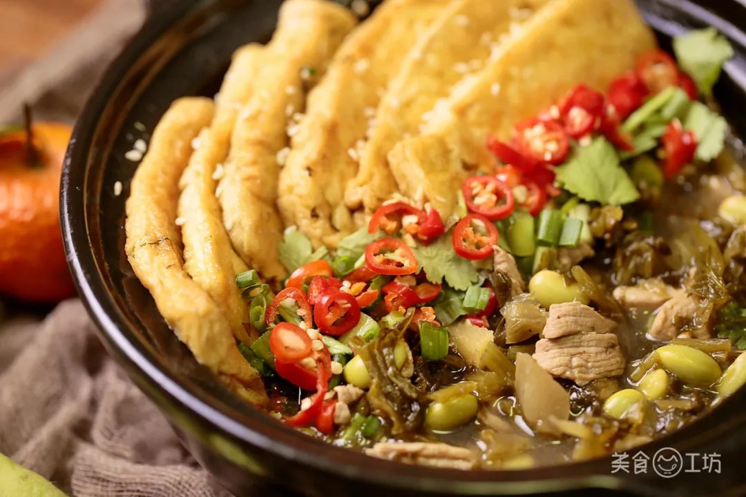 豆腐|豆腐的经典吃法，3个人一大锅，顶饱