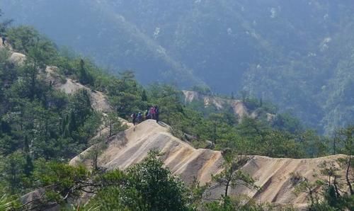 安徽又一景区走红，有“徒步者的天堂”之称，山上却有沙漠