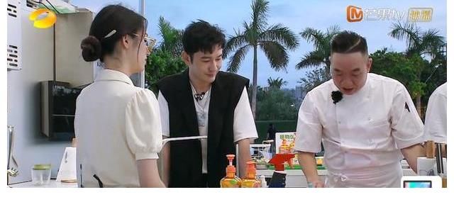 李斯丹妮|挽救口碑？中餐廳5刪光周震南鏡頭，金晨張萌姐姐團(tuán)加盟或成救星