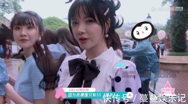 白瘦幼|“巨婴”试穿优衣库童装:病态“白瘦幼”画风作妖,是审美倒退?