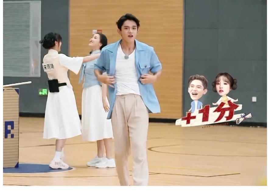 猎豹|小猎豹名号要易主了?蔡徐坤PK郑恺没悬念,黄旭熙动作慢放痞帅痞帅的