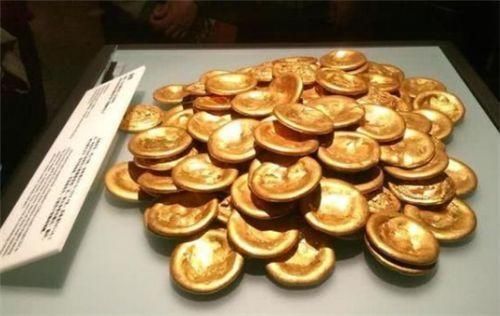 国家|父亲临终叮嘱不准卖传家宝,儿子听专家建议捐国家,才知价值10亿