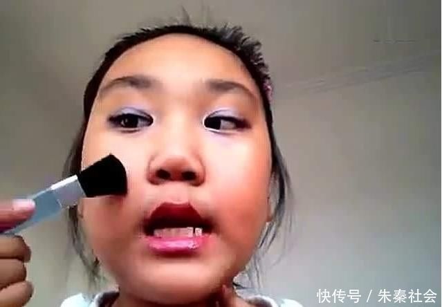 反感|女生晚自习认为“很美”的3行为,其实“low”爆了,男生贼反感